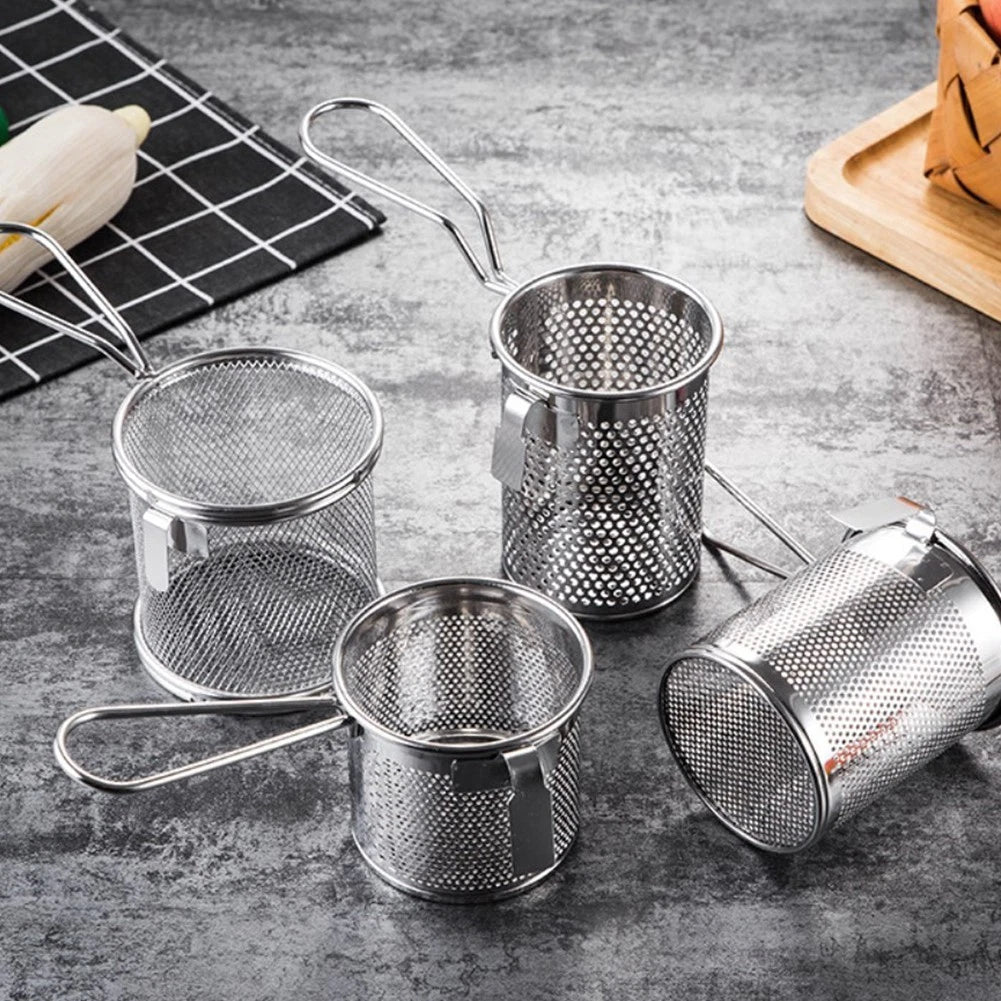 Stainless Steel Mesh Strainer for Cooking and Straining Tasks