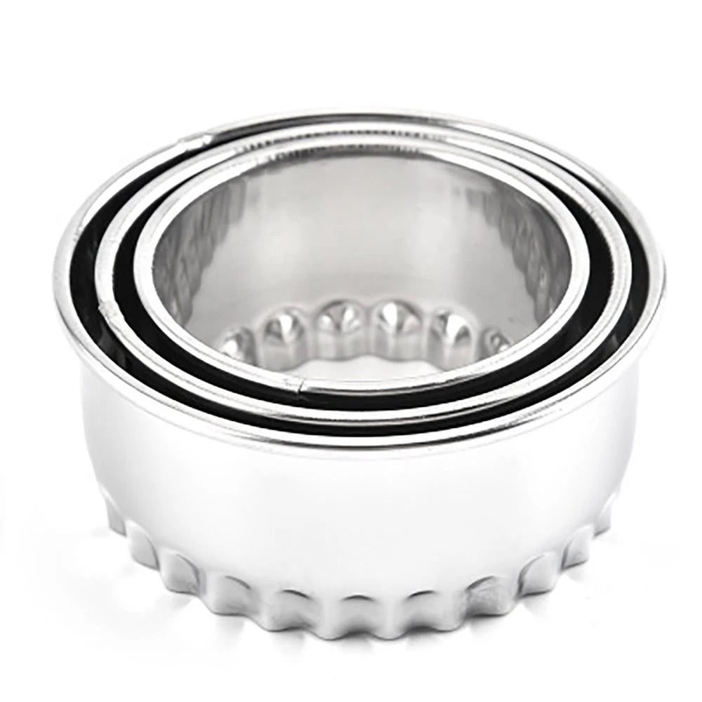 Set of 3 Crinkle Metal Pie Tart Cookie Cutters