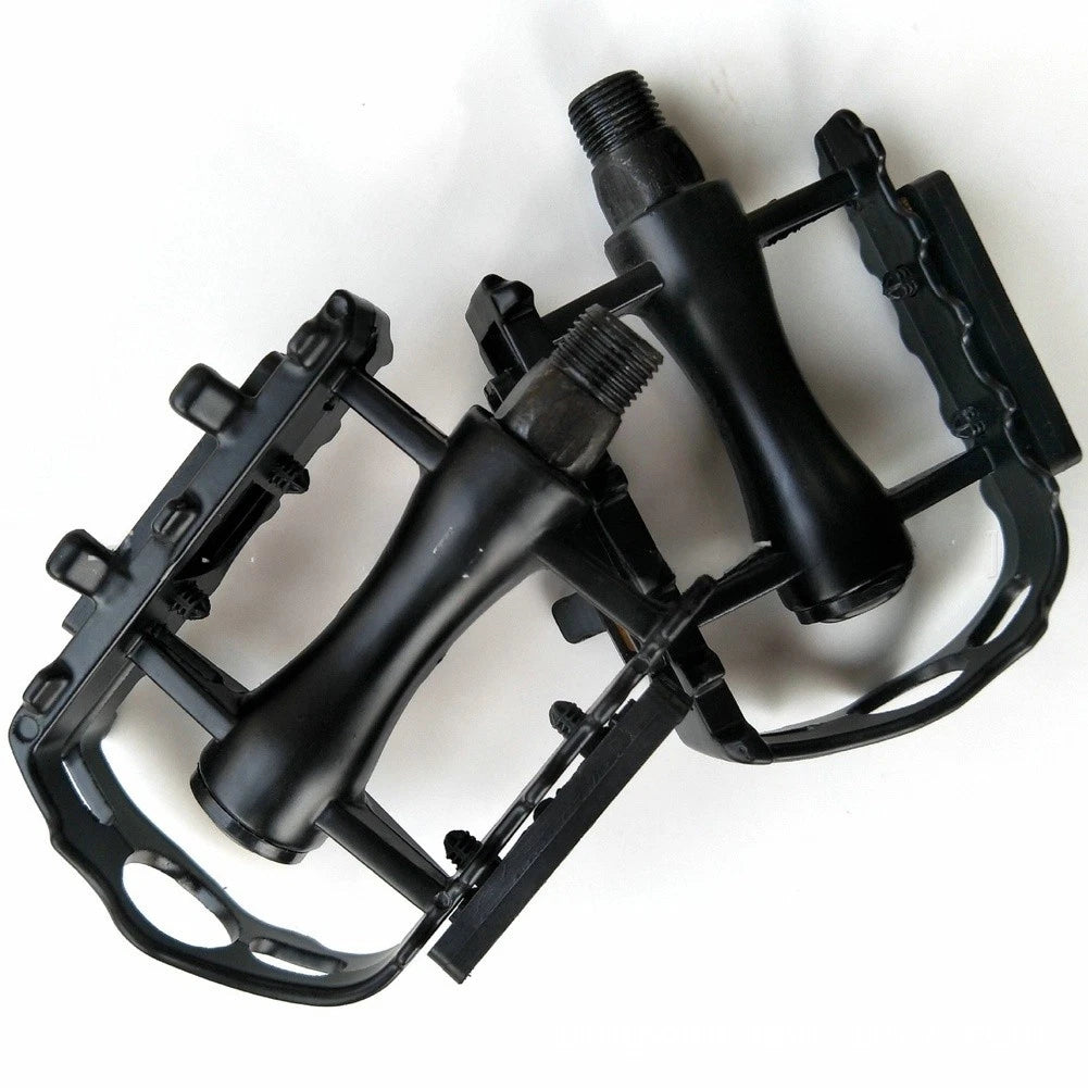 Black MTB Pedals for Mountain Bikes (11cm x 7cm x 2.5cm)