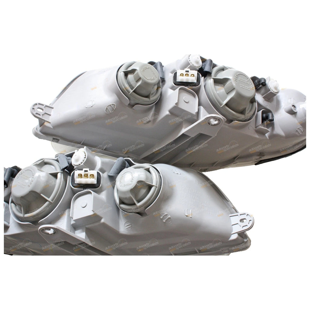 Set of 2 Chrome Headlights for Holden Commodore VX VU (2000–2002) L+R