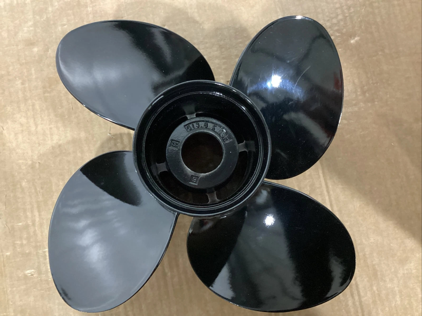 13.8x13P Propeller for Mercury Spitfire (Used, 8M8026570)