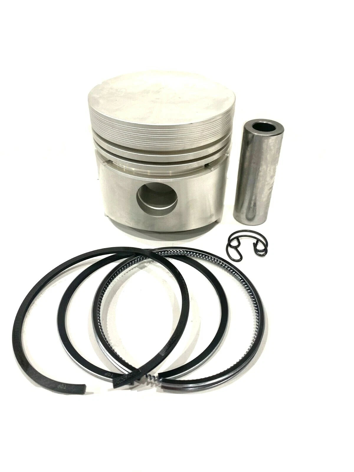 Piston Ring Set for Kubota V1702 D1302 Engine STD (82mm, 15201-21110)