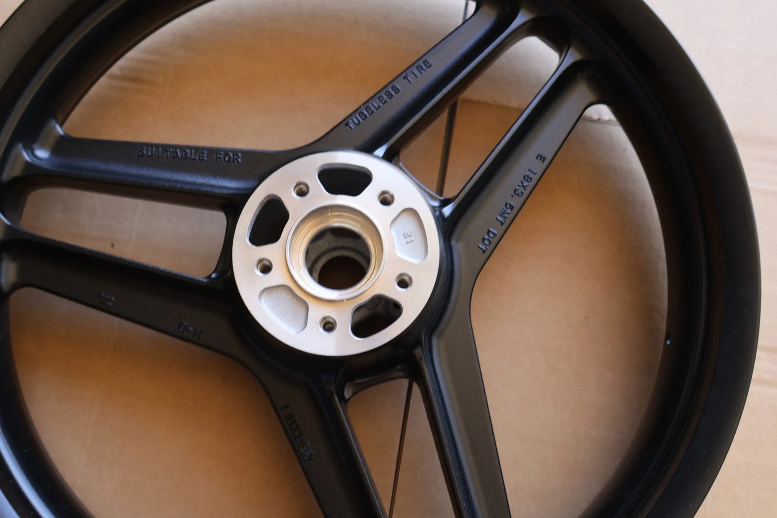 Front Wheel for Harley-Davidson XR1200 (2008–2011) 43103-08