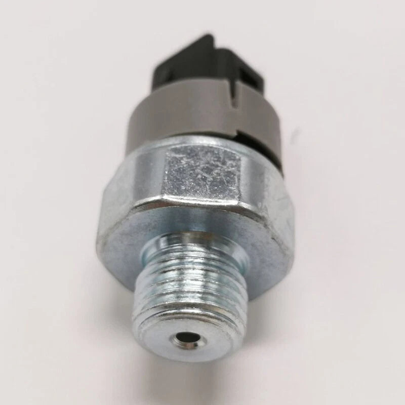 Oil Pressure Sensor 83530-E0220 for Kobelco SK200-8 SK250-8 SK260-8 (2008–2018)