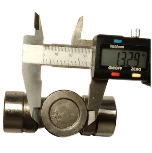 U-Joint for Mercruiser Bravo (Replaces: 862132T)