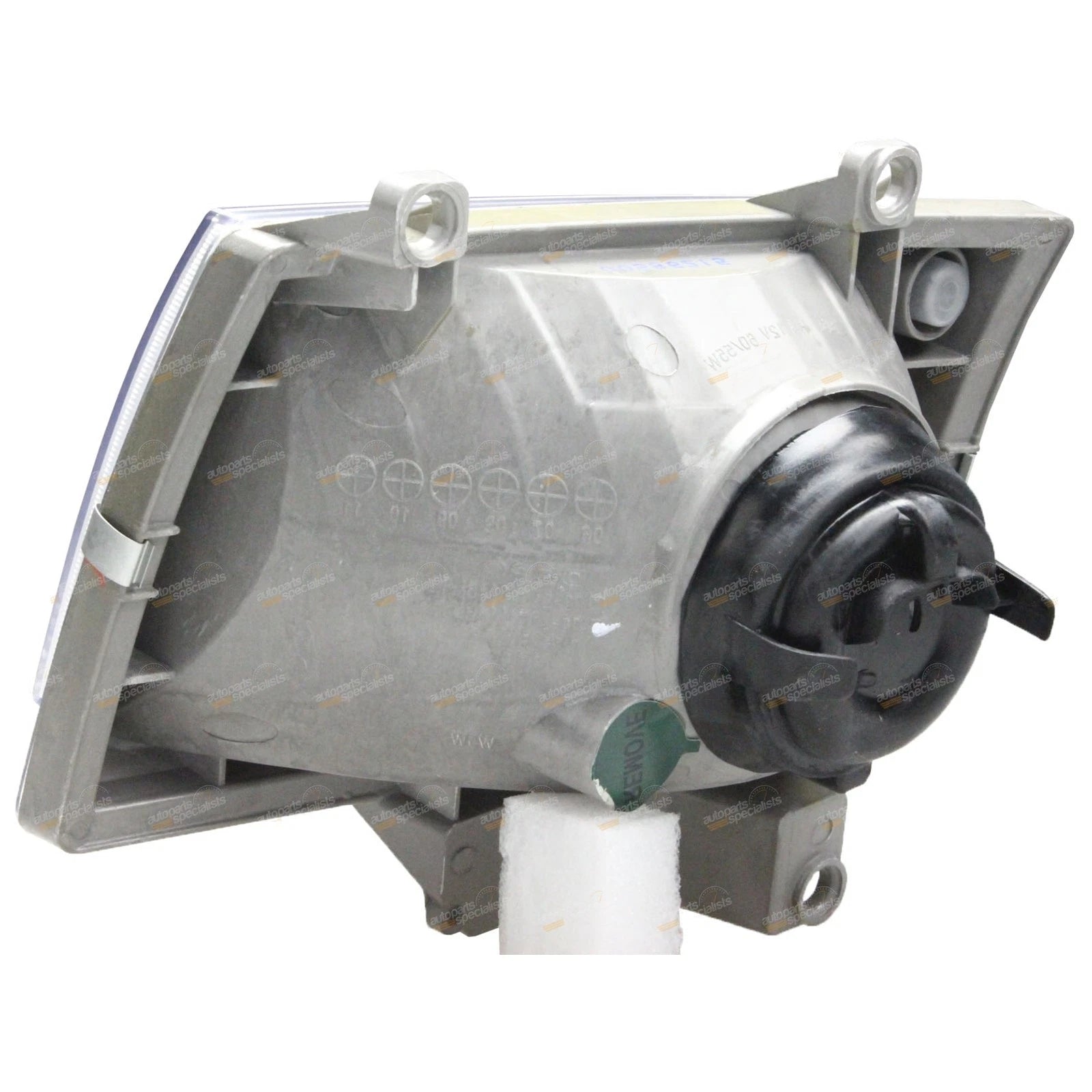 RH Headlight for Mazda Bravo B2500 B2600 (2002–2006)