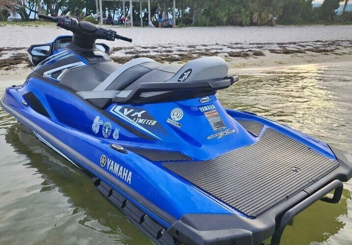 Blacktip Seat Cover for Yamaha WaveRunner VX Cruiser (2015–2020)