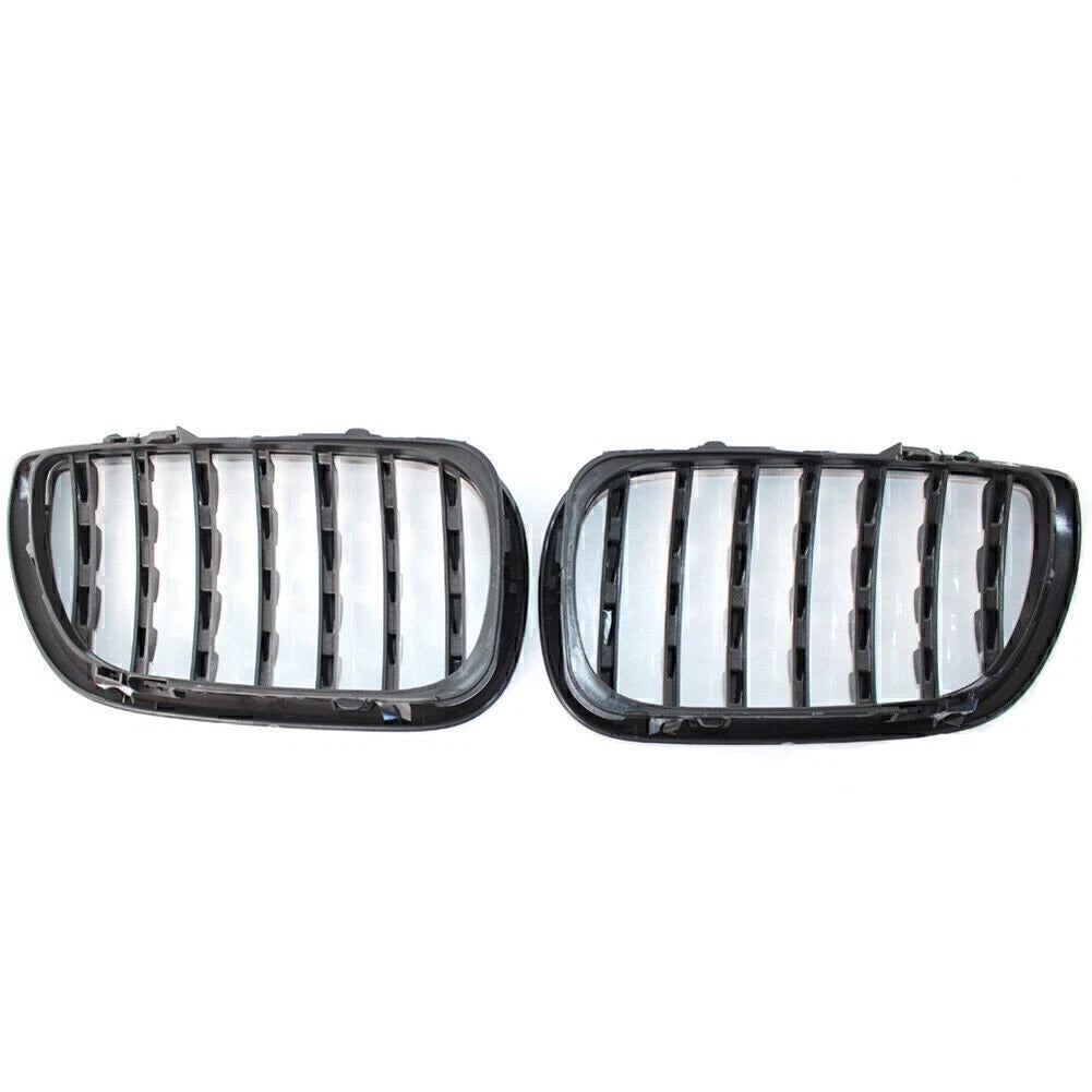 Front Bumper Grille for BMW E46 4D (2002–2005) Gloss Black Diamond Style