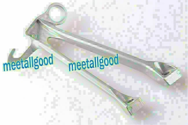 Rear Passenger Foot Pegs Bracket for Suzuki GSXR 1000 (2009–2011)