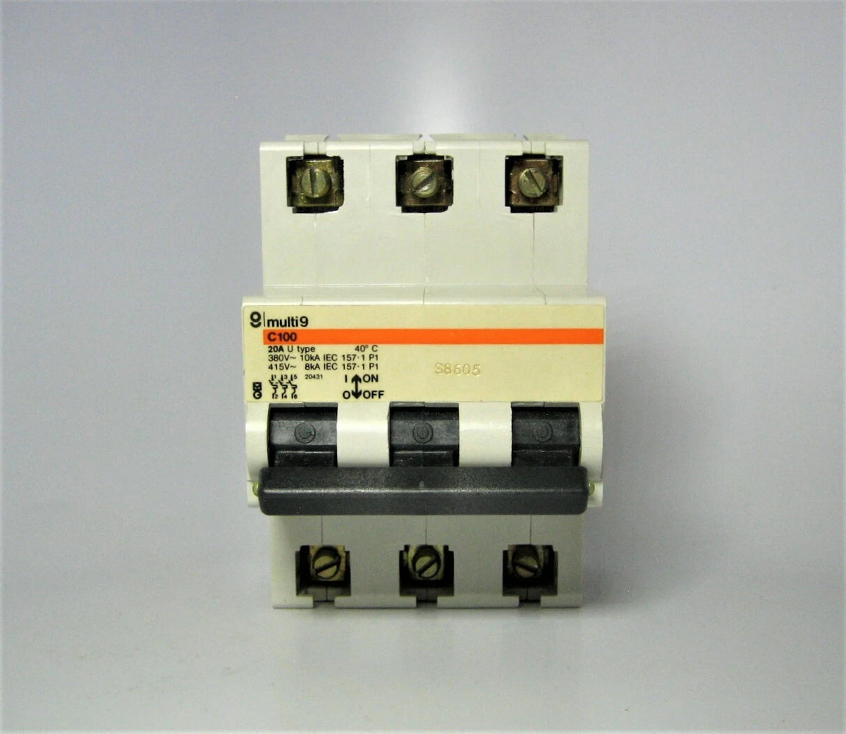 Merlin Gerin 20431 Multi 9 C100 3-Pole 415VAC 20Amp Circuit Breaker