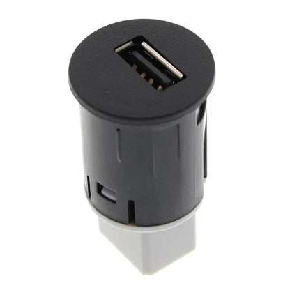 USB Port Socket for Chevrolet Silverado 1500/2500/3500 HD (2014–2023)