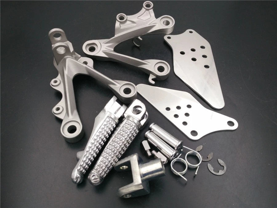 Front Rider Foot Rest Pegs Brackets for Kawasaki ZX-6R (2009–2011) Silver