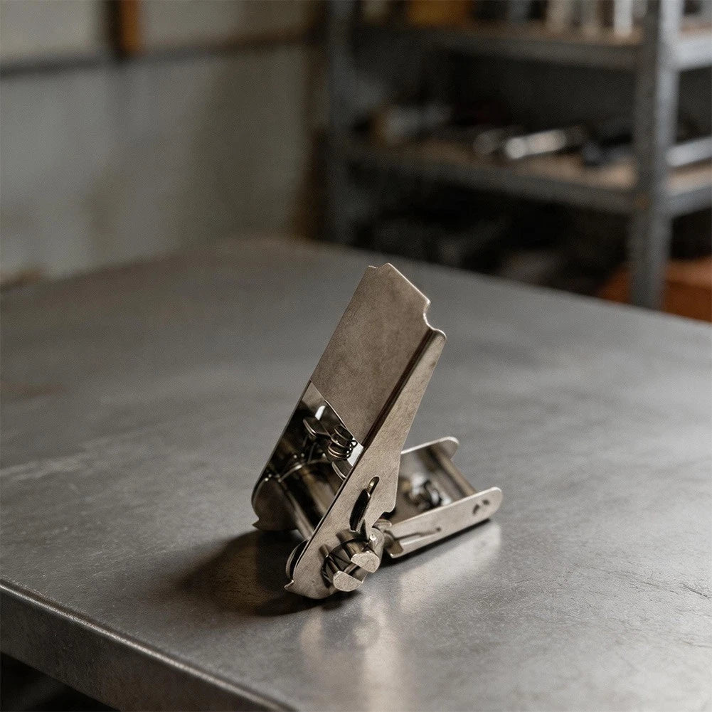 Webbing Tensioner Tool for Efficient Cargo Securing Operations
