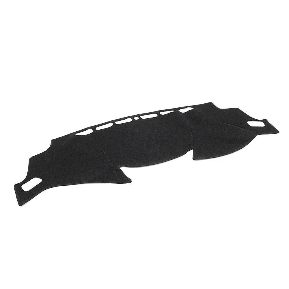 Dash Cover Mat for Nissan Qashqai (2016–2021)