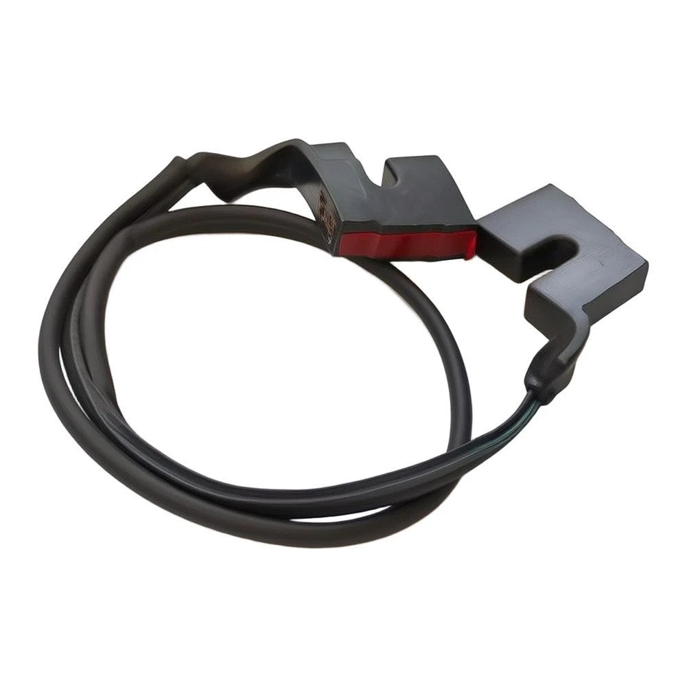 Hood Seal W Strip for Hyundai Santa Fe (2012–2014)