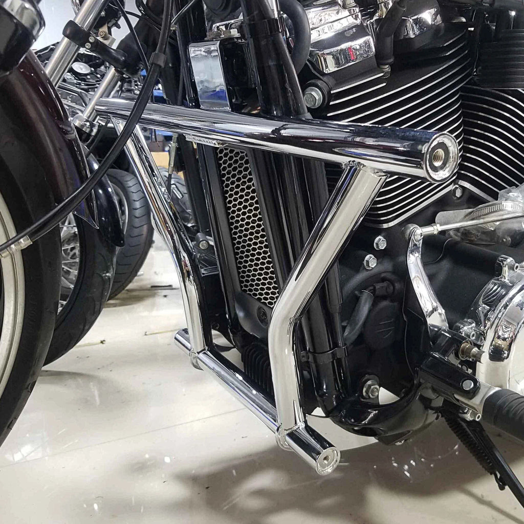 Engine Guard Crash Bar for Harley Softail Heritage Classic Fat Boy (2018–2024)