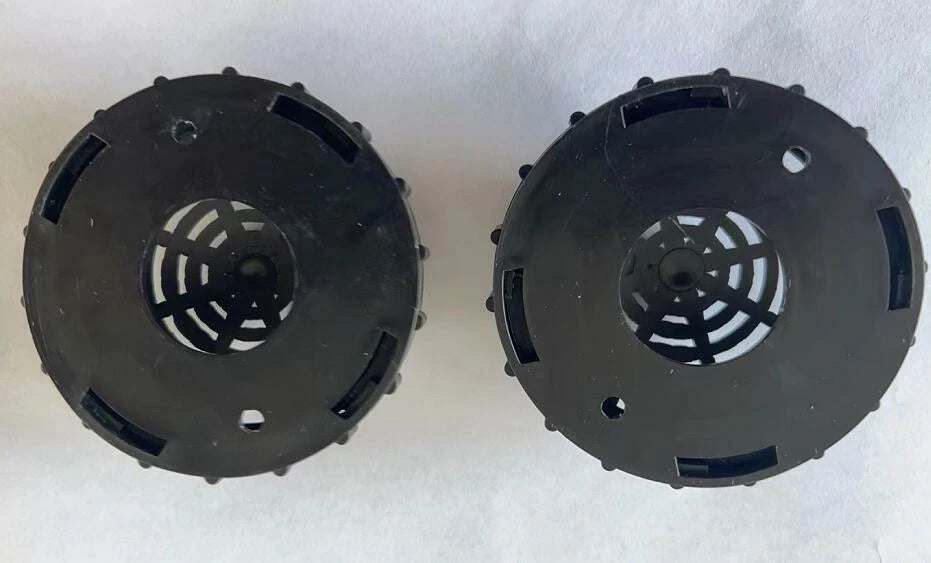 Pair of Livewell Pump Intake Screens for Skeeter Boats (2010–Present) 91160115