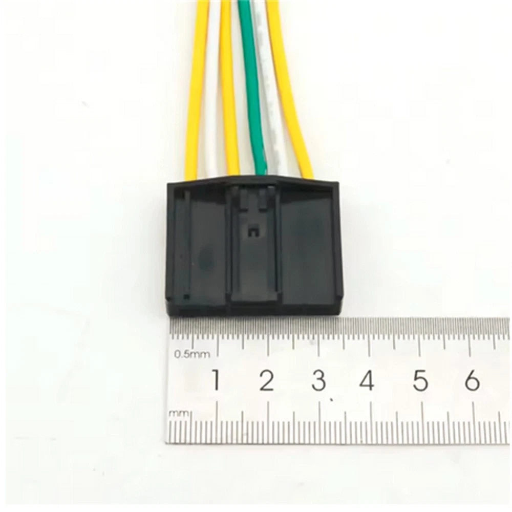 6 Pin Taillight Socket Harness Connector for BMW Mini R50 R53 (2001–2008)
