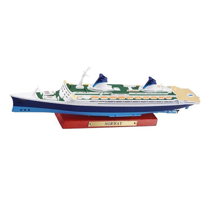 RMS Norway Cruise Ship Model 1/1250 Scale (25.5cm)