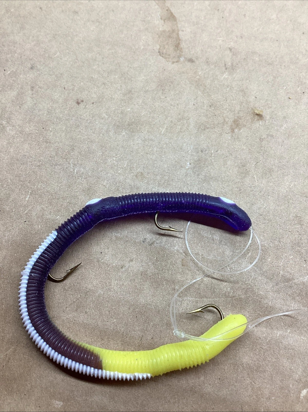 Fire Tail Scented Worm Bait for Kelly's FT103-P/YT (New Old Stock)