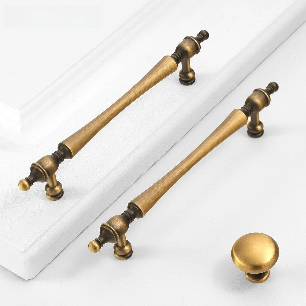 Zinc Alloy Cabinet Pull Handle for Dresser Wardrobe (Vintage Brass Style)