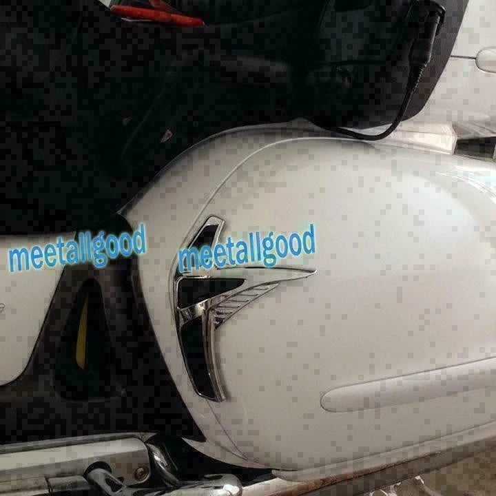 Set of 2 Chrome Fairing Saddlebag Front Scuff Protectors for Honda GL1800 (2001–2011)