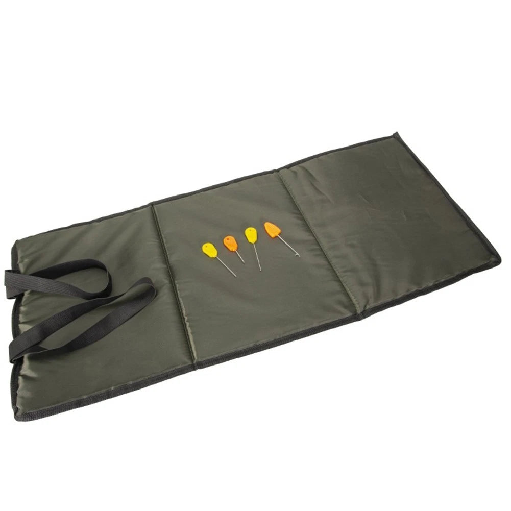 Foldable Fishing Unhooking Mat with Baiting Needle Tool for Carp