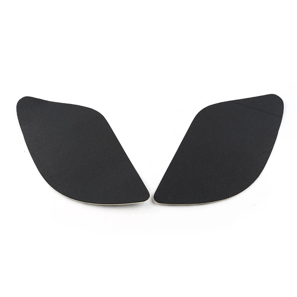 Tank Traction Side Pad for Yamaha YZF R15 (2017–2018) - Grip Decal Sticker