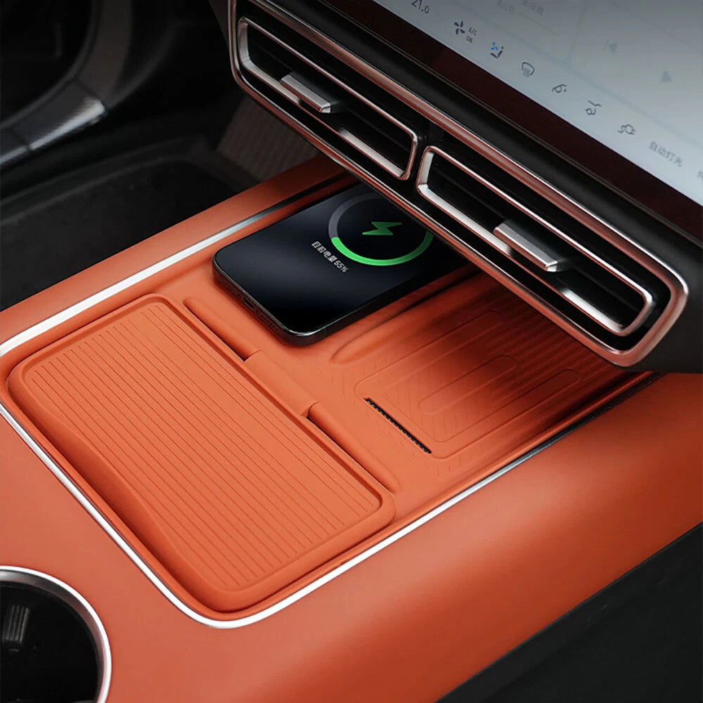 Center Console Wireless Charging Silicone Pad for LiXiang L6/L7/L8/L9/MEGA (2024)