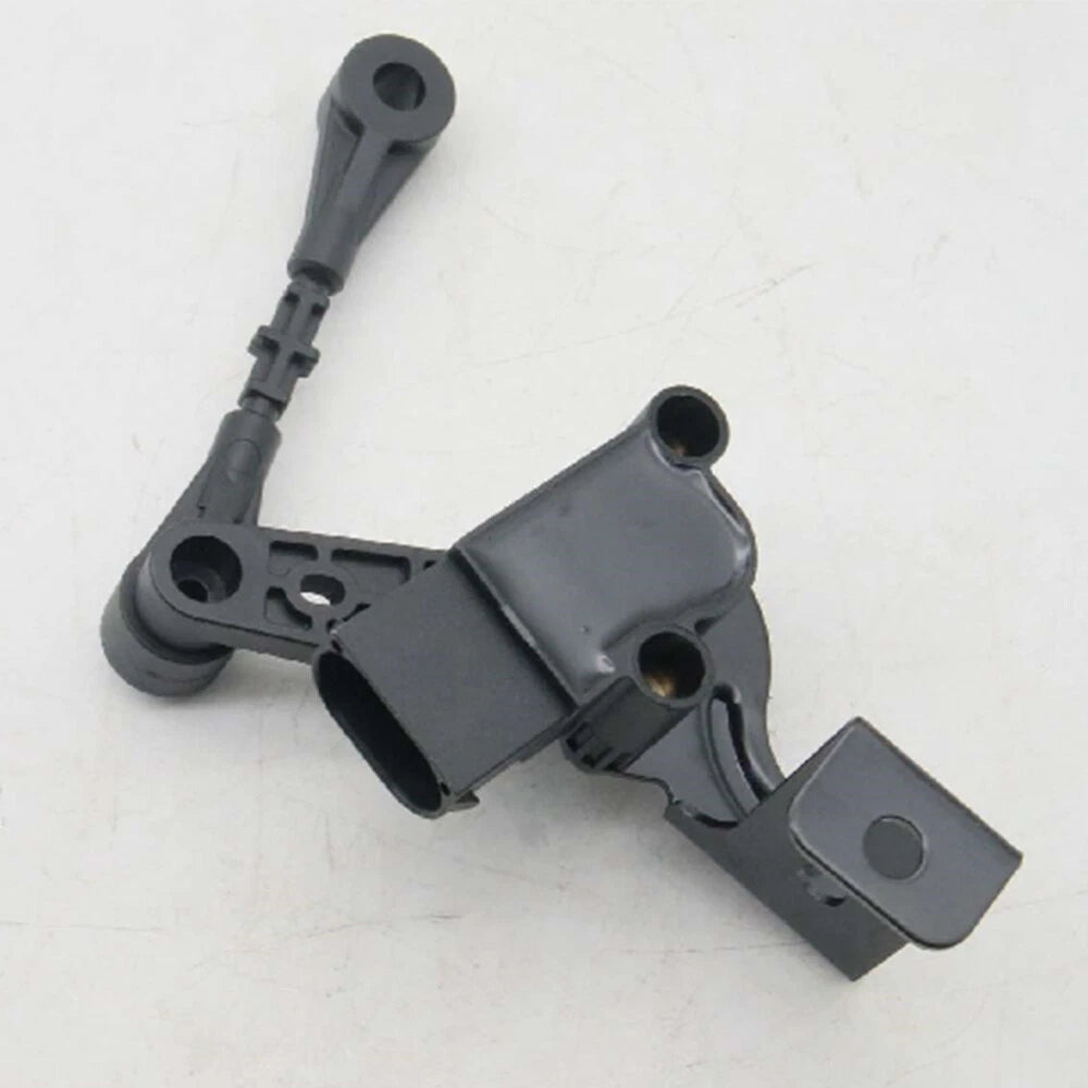Front Height Level Sensor for Land Rover Discovery 3 (2004–2009) LR024219
