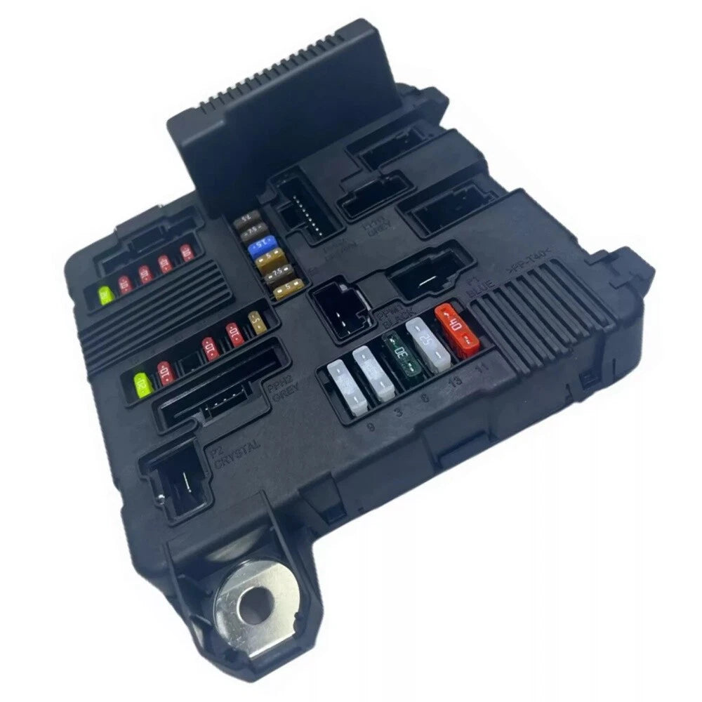Replacement Engine Fuse Box Module for Renault Megane II, Scenic II (2003–2009)