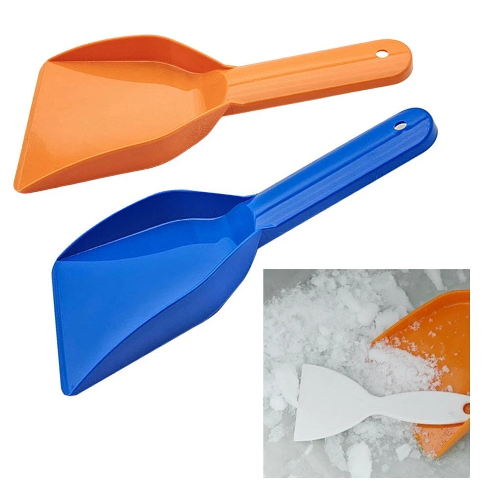 Ergonomic Handheld Ice Scraper for Universal Use (2010–2023)