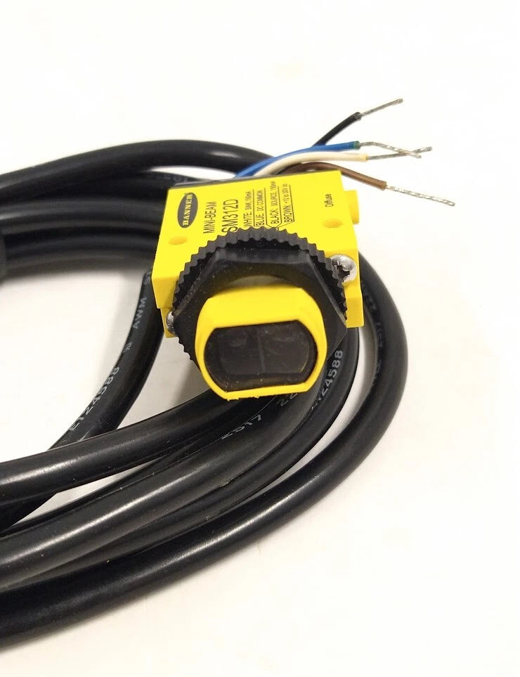 Banner Engineering SM312D Photoelectric Sensor for