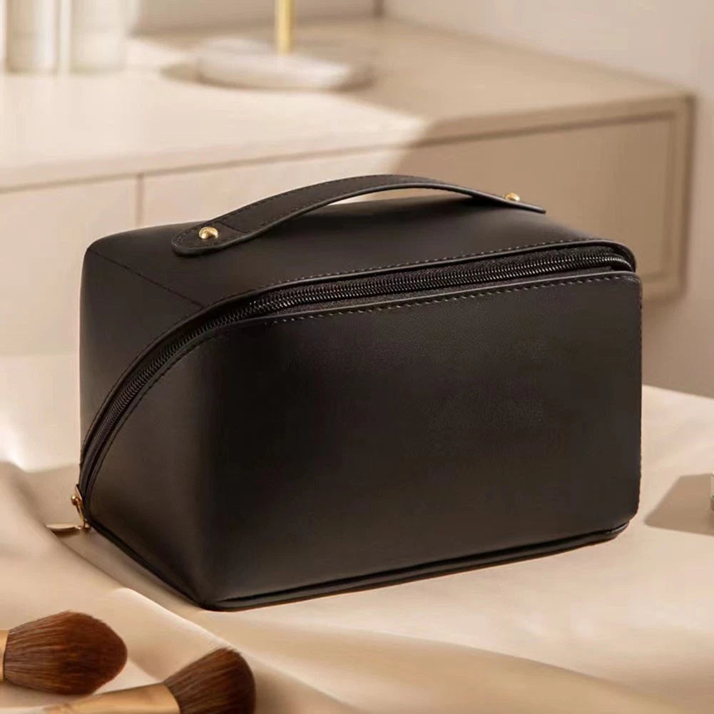 Portable Makeup Organizer Bag for Women (Large Capacity, Secure Zipper)