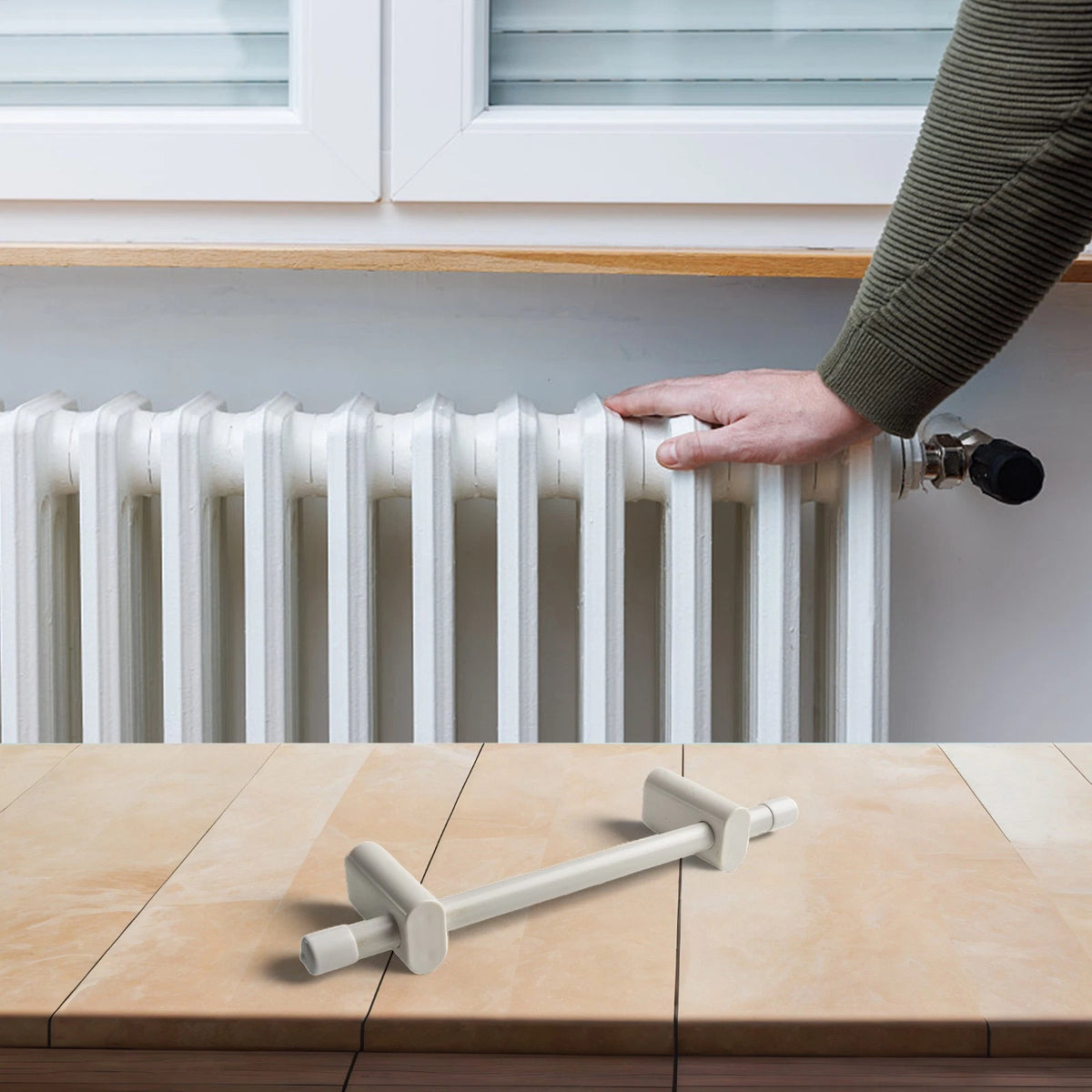 30cm Radiator Towel Rail for Compact Spaces (No Known Part Numbers)