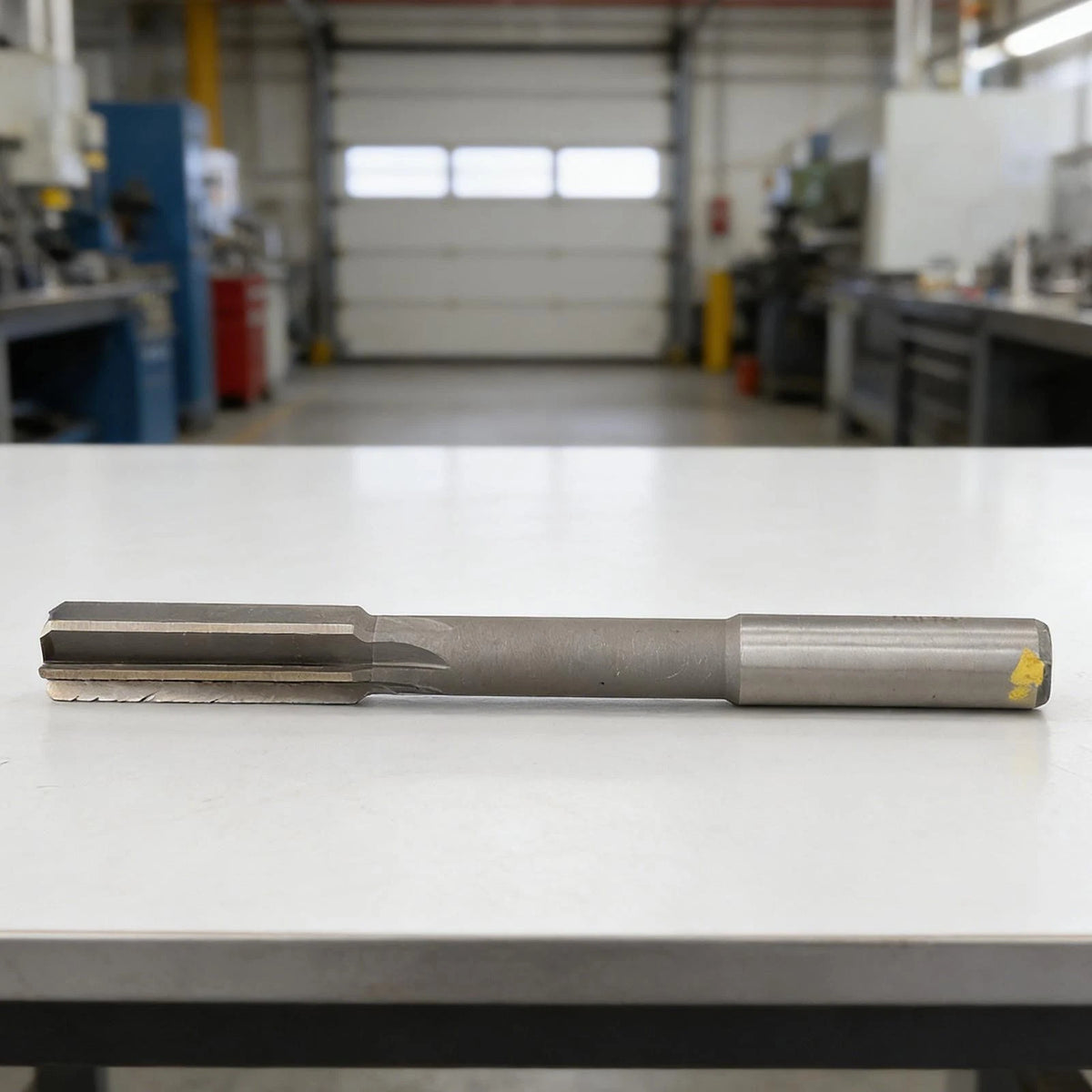 20mm HSS H7 Reamer with 6 Straight Flutes for Milling and Drilling