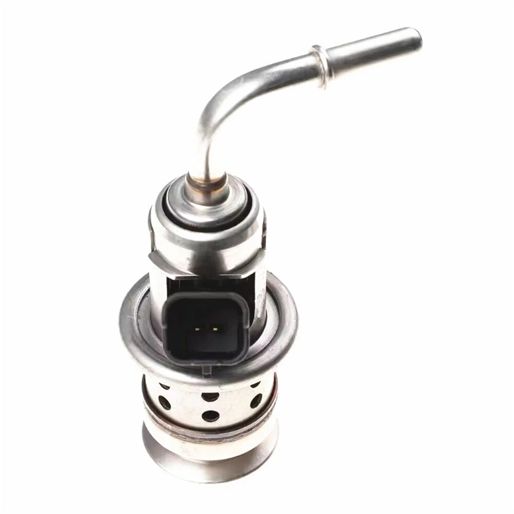 Injector G011B00582 for Citroen Berlingo C3 C4 Cactus Dispatch DS3 DS4 DS5