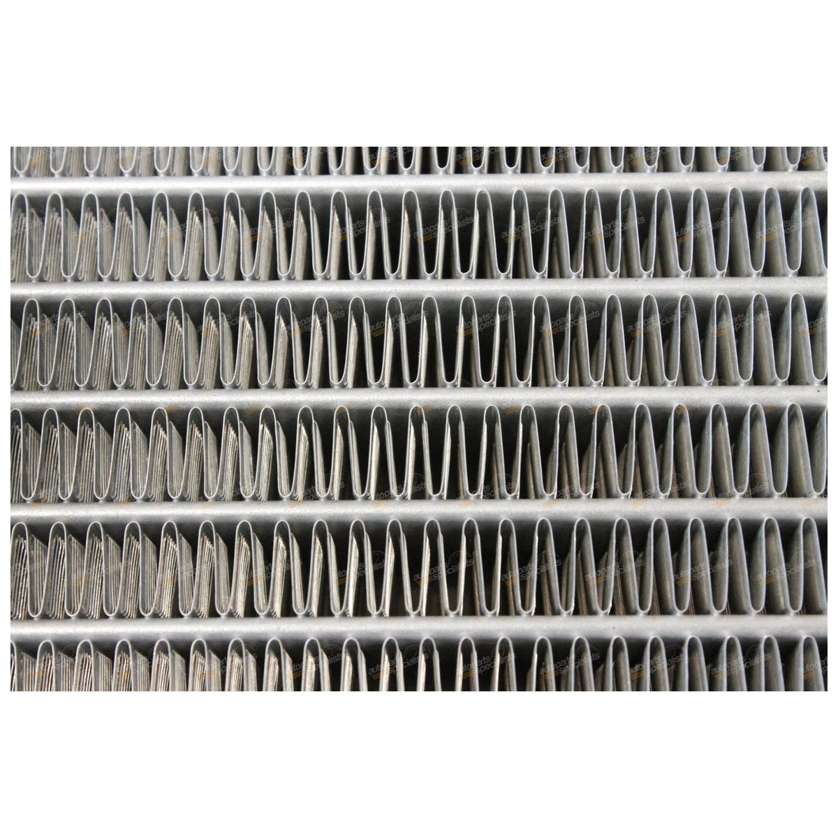 34mm Alloy Radiator for Holden Commodore VZ GEN3 LS1 V8 (2004–2006)