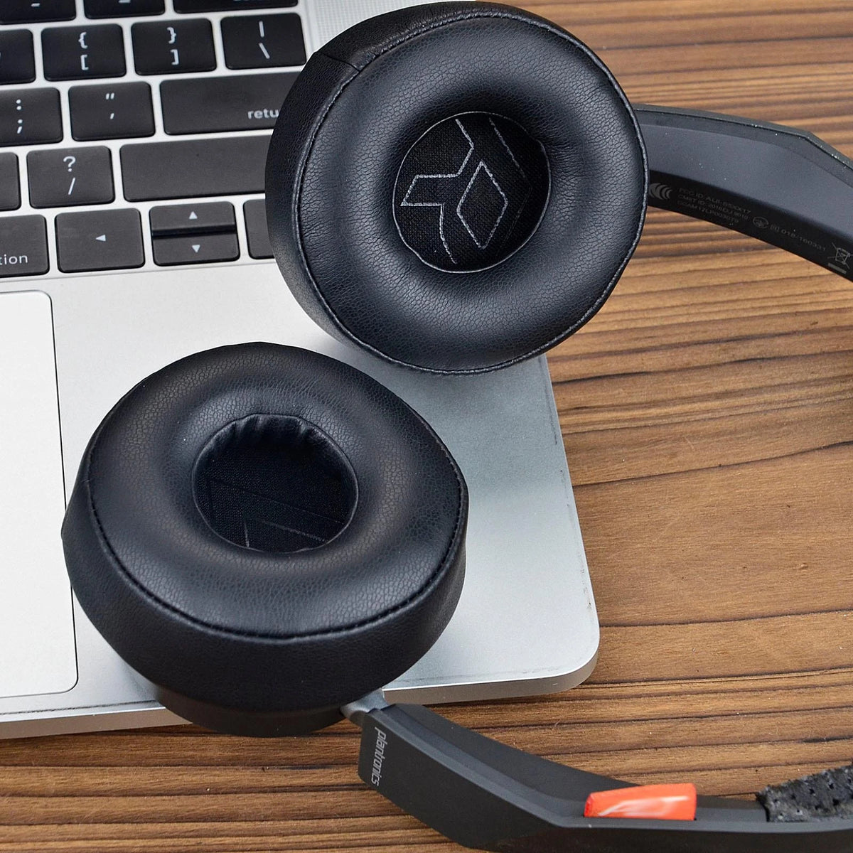Replacement Ear Pads Cushions for Plantronics BackBeat FIT 500/505