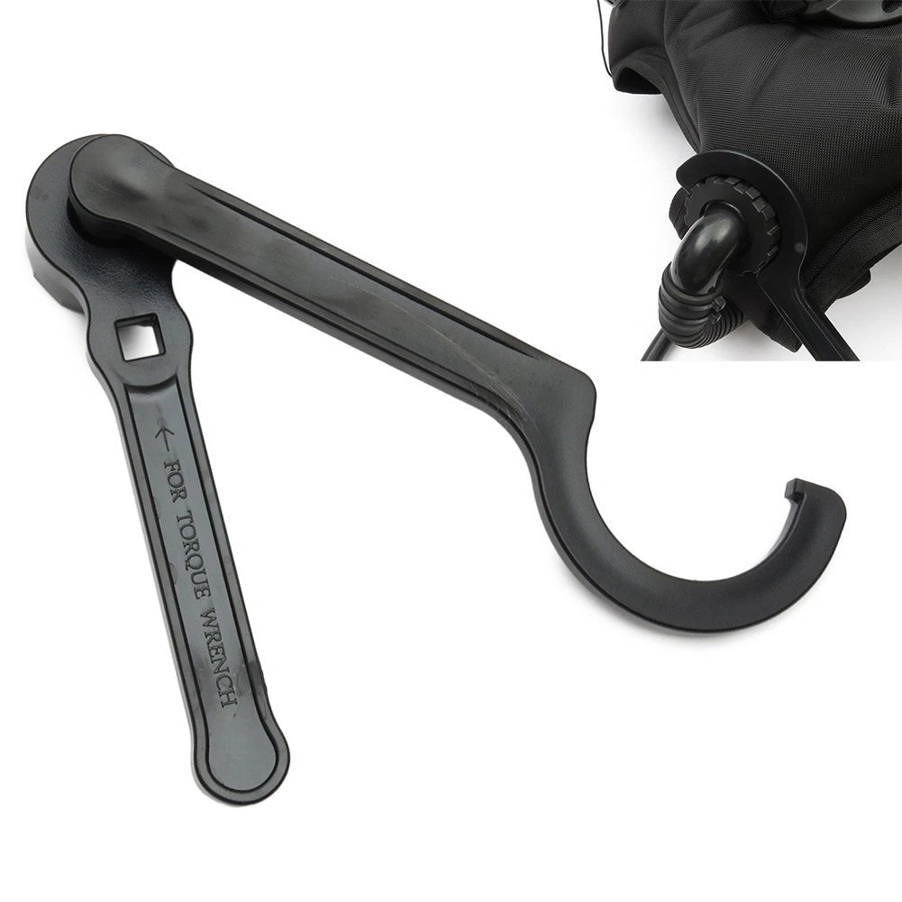 Black Wrench Tool for Scuba Diving (PP)