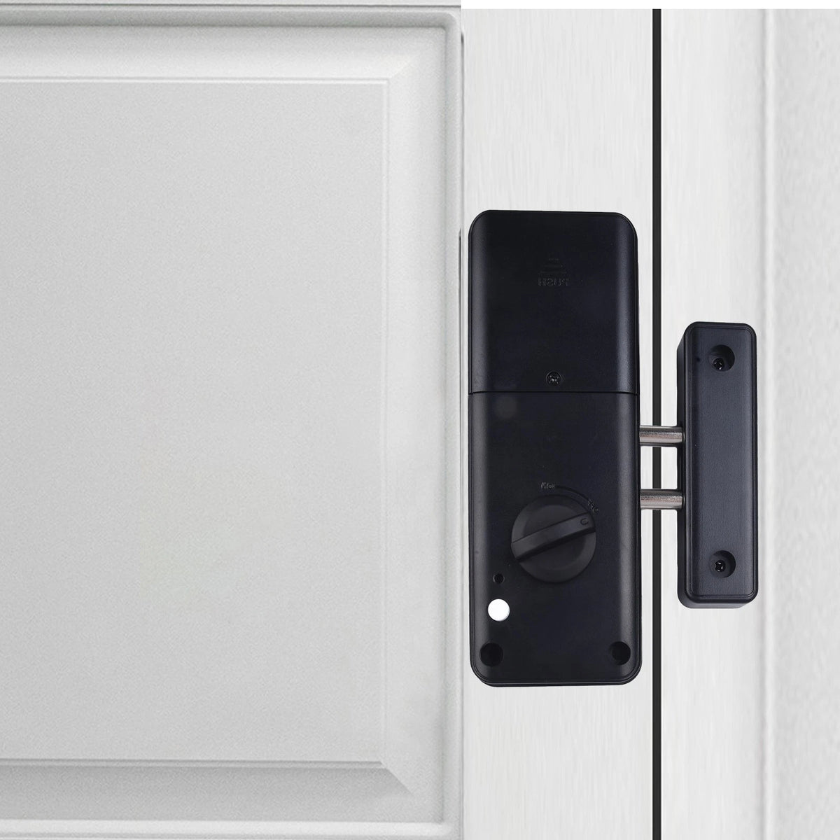 Smart Lock for Wooden Doors with Tuya App and Card Unlocking Features
