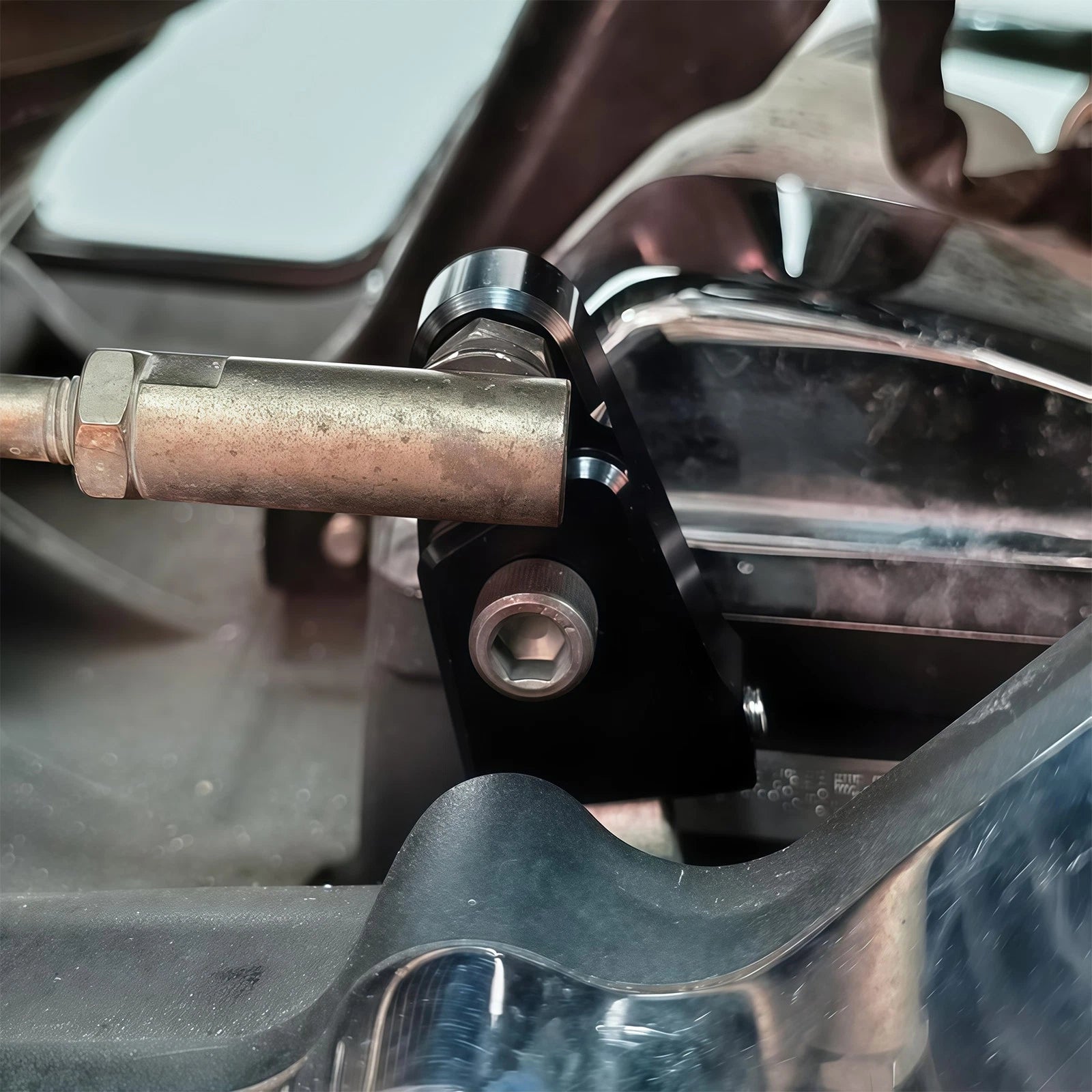 Ez Shift Neutral Gear Assist for Harley Touring Dyna Softail (2000–2017)
