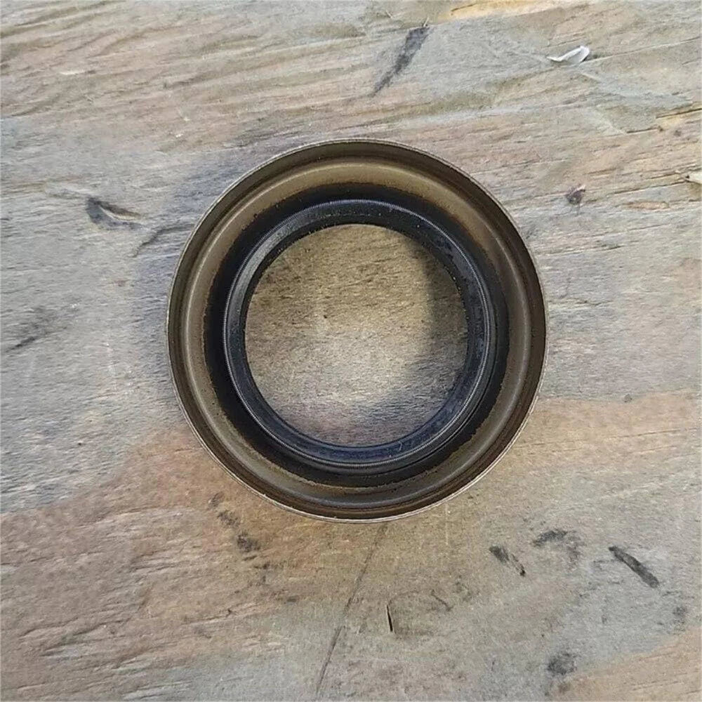 Rear Differential Driveshaft Seal for Land Rover Freelander 2/Range Rover Evoque (2012–2015)