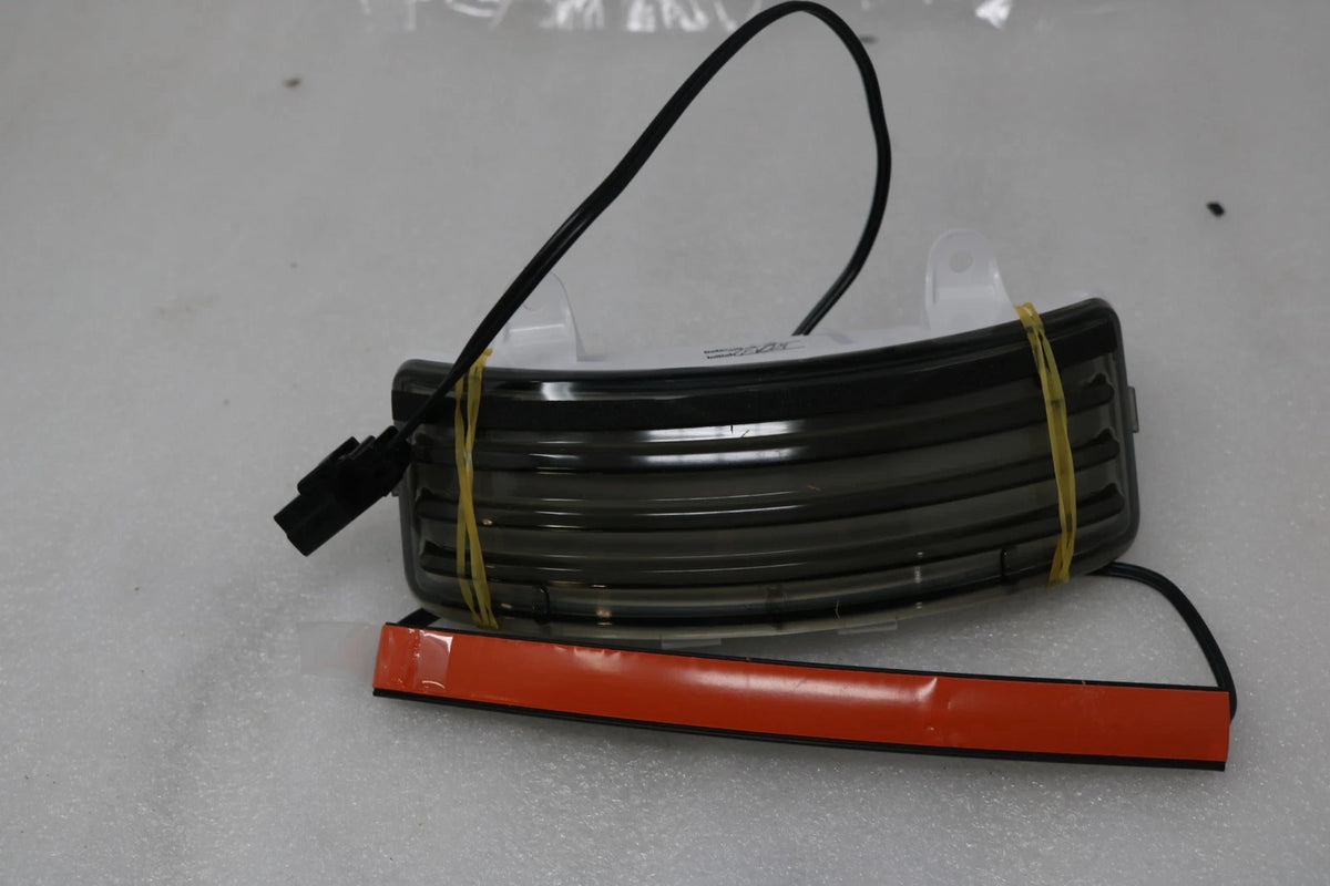 OEM Tri-Bar Tip Light for Harley-Davidson FLHX/I (2006–2008) 69375-06