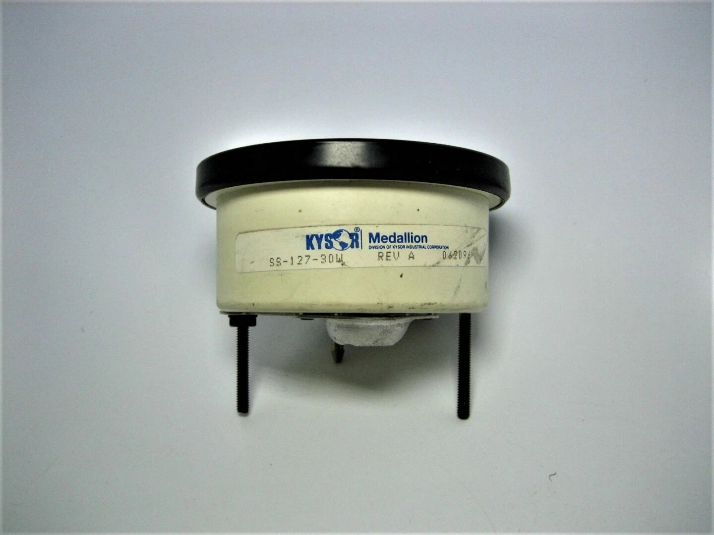 Medallion SS-127-30W Gauge Kit for