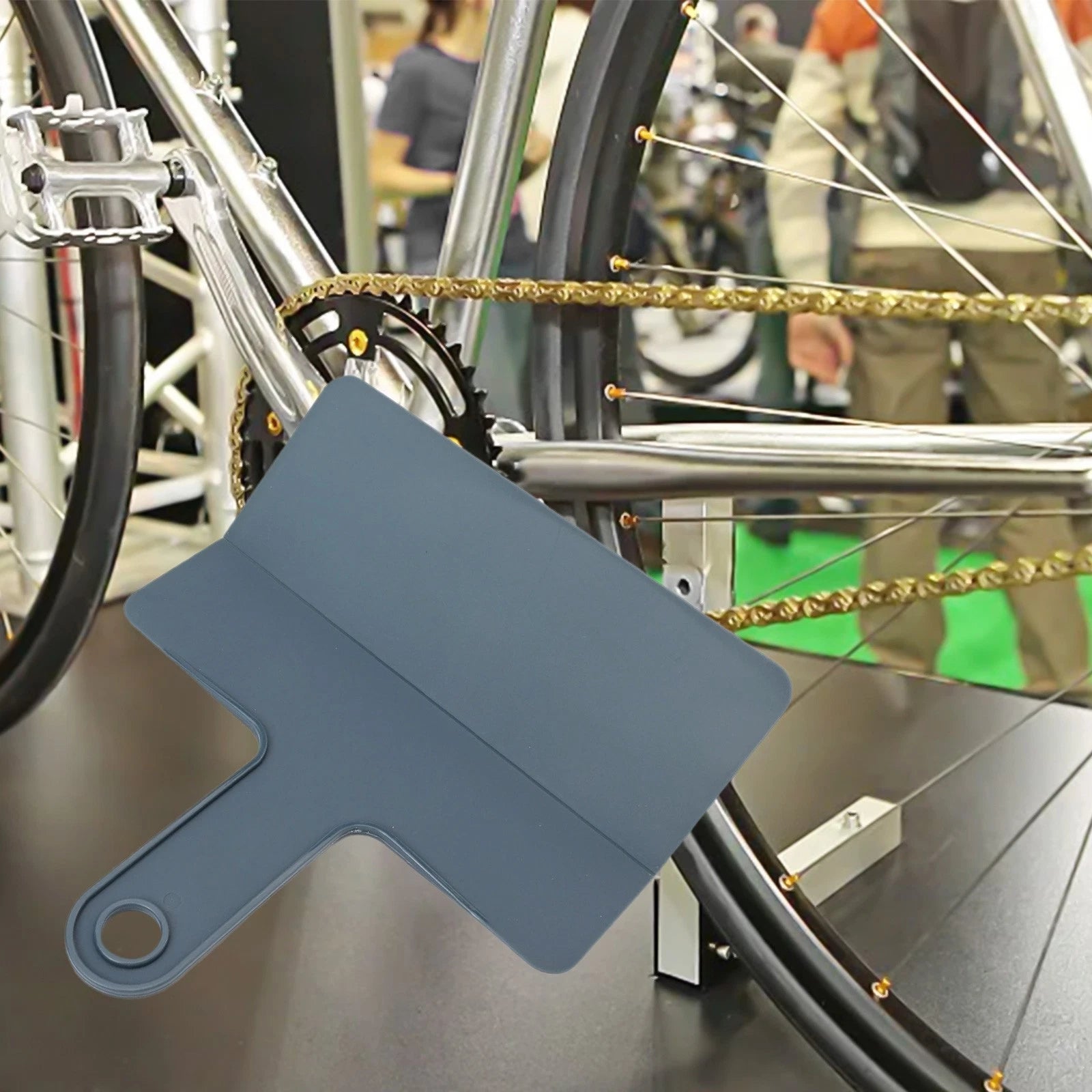Oiling Baffle for Motorcycle Chains (2010–2023)