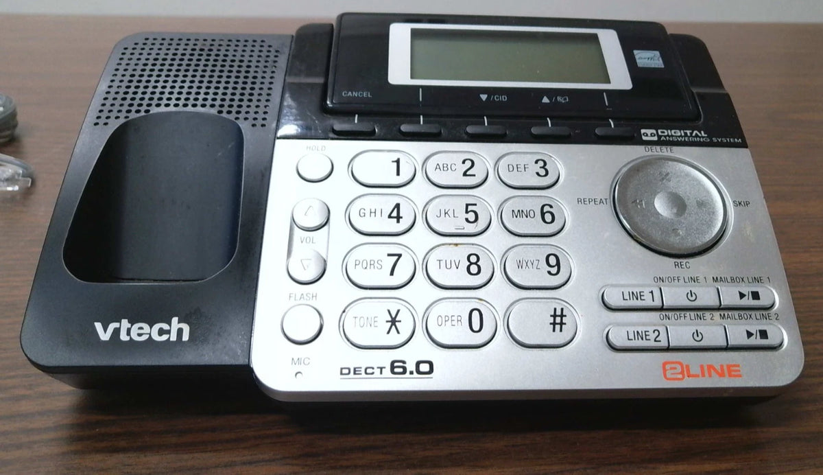 VTech DS6151 Cordless 2-Line Phone System for DECT 6.0 (USED)