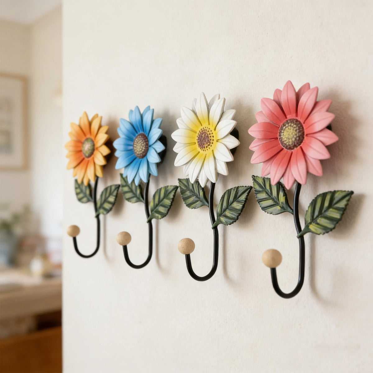 Set of 4 Metal Flower Shaped Hooks for Garden Kitchen Bathroom Storage