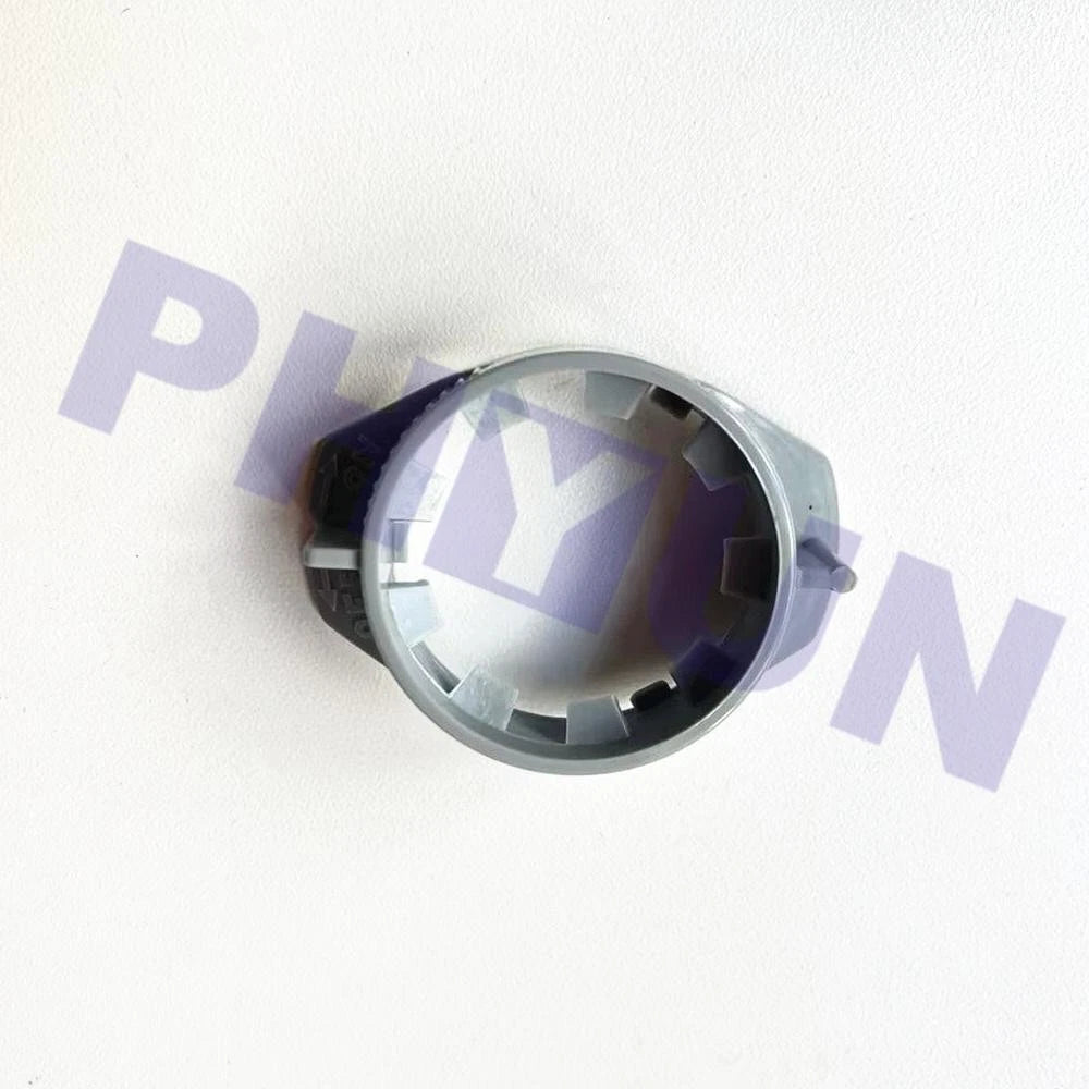 Headlamp Bulb Retainer for Jeep Grand Cherokee (1994–1998) / RAM 2500 (1994–2002)