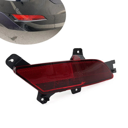 Rear Bumper Reflector Tail Light for Land Rover Discovery 5 (2017–2024)
